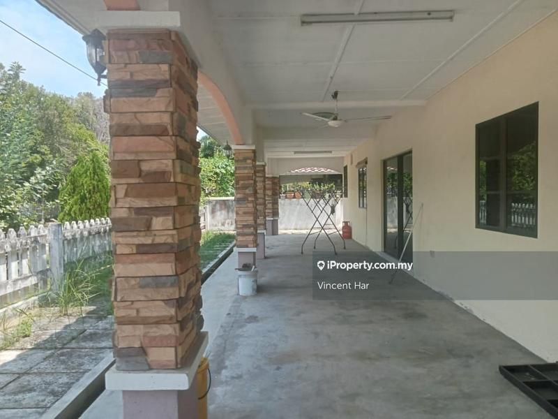 Semi-Detached House for Sale in Desa Manjung Raya, Lumut by Vincent Har - iProperty.com.my