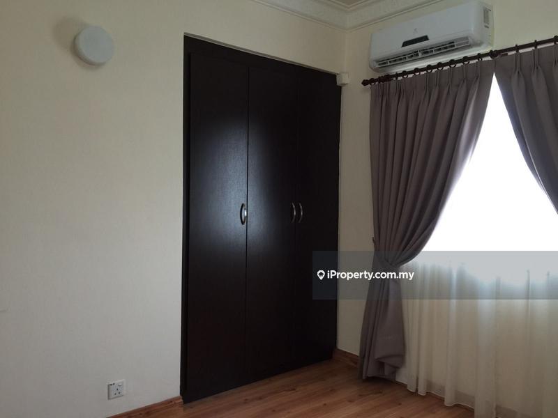 For Sale - Desa Putra