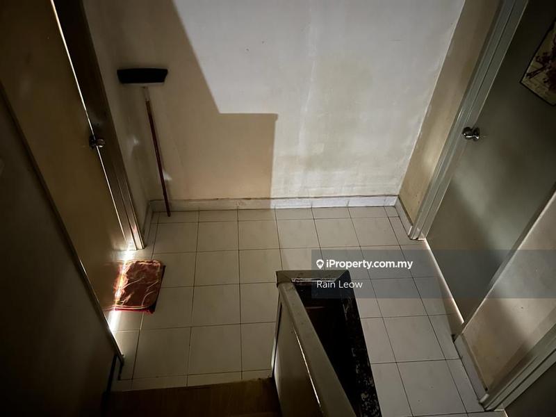 2.5-storey Terraced House for Sale in Taman Desa Karunmas, Balakong by Rain Leow - iProperty.com.my