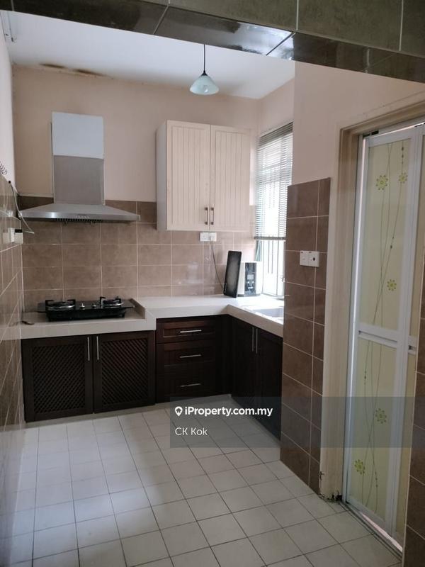 Kondominium untuk Dijual di Bungaraya Condominium oleh Ivan Kok - iProperty.com.my