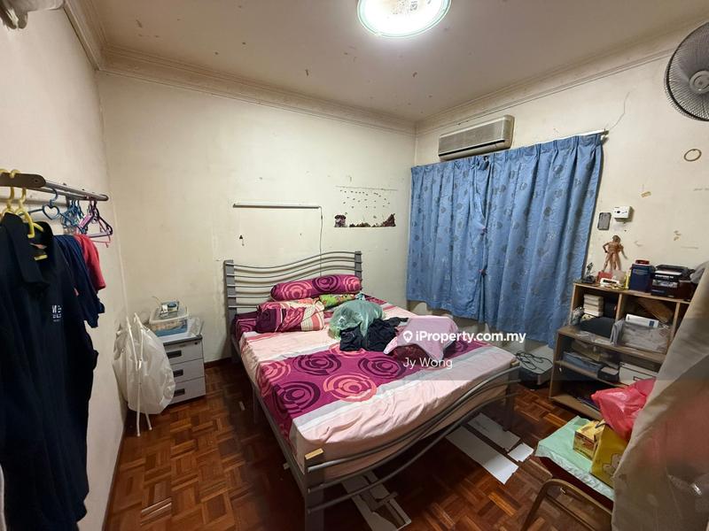 For Sale - De Tropicana