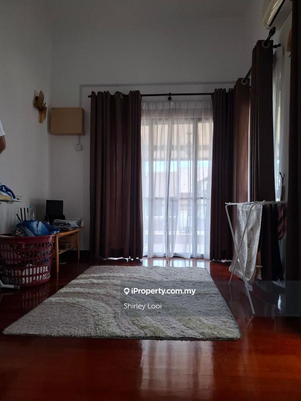 Rumah Berangkai 2 Tingkat untuk Dijual di Bukit Jelutong, Shah Alam oleh Shirley Looi - iProperty.com.my