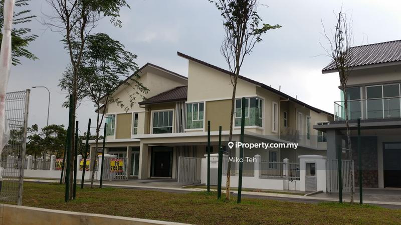 Banglo untuk Dijual di Taman Equine, Seri Kembangan oleh Miko Teh - iProperty.com.my