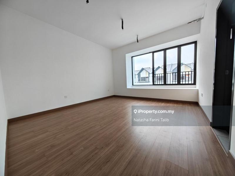 Rumah Berangkai 2 Tingkat untuk Dijual di Pekan Sepang, Sepang oleh Natasha Farini Talib - iProperty.com.my