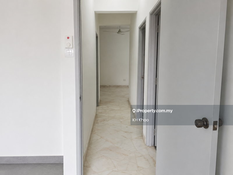 Pangsapuri untuk Dijual di Sunway Court oleh KH Khoo - Corridor - iProperty.com.my