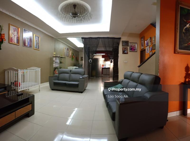 2.5-storey Terraced House for Sale in Taman Prima Tropika, Seri Kembangan by Loo Soon Aik - iProperty.com.my