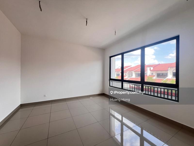 Rumah Berangkai 2 Tingkat untuk Dijual di Setia Safiro, Cyberjaya oleh Huang Hong - iProperty.com.my