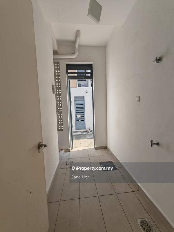 Rumah Teres 2-Tingkat untuk Dijual di 16 Sierra, Puchong oleh Jane Hor - iProperty.com.my
