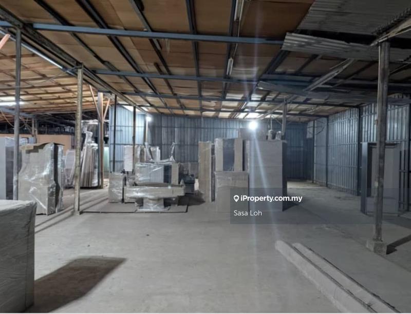 For Rent - Warehouse/Factory @ Taman Kasturi Batu 11, Balakong For Rent