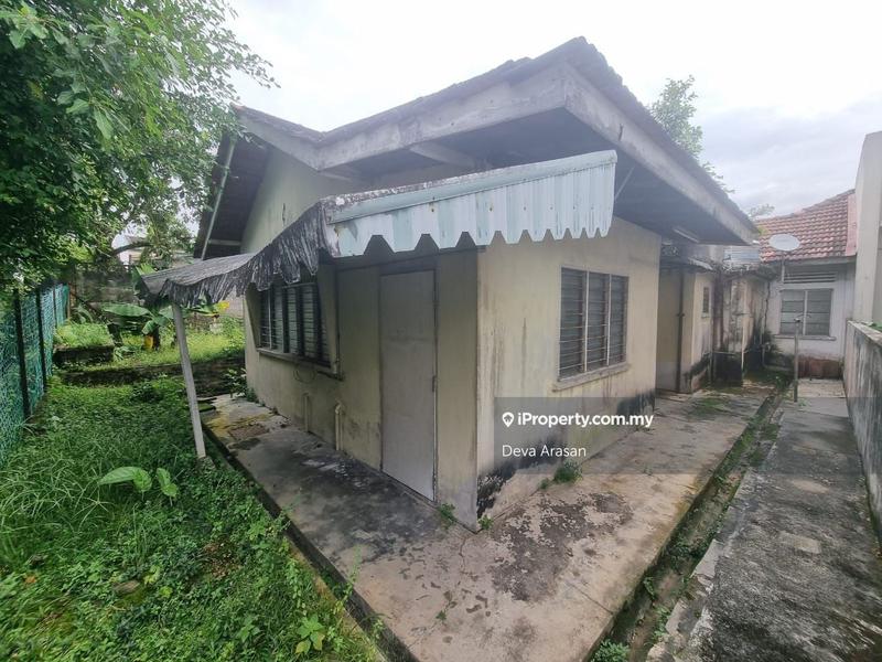 Rumah Berkembar untuk Dijual di Seksyen 6, Petaling Jaya oleh Deva Arasan - iProperty.com.my