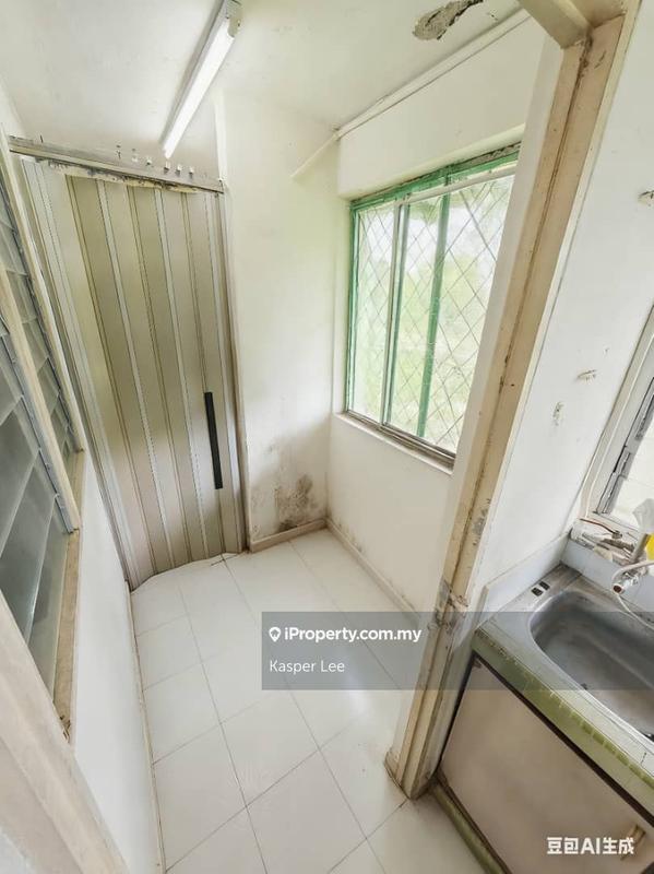 Flat for Sale in Flat Taman Ungku Tun Aminah by Kasper Lee - iProperty.com.my