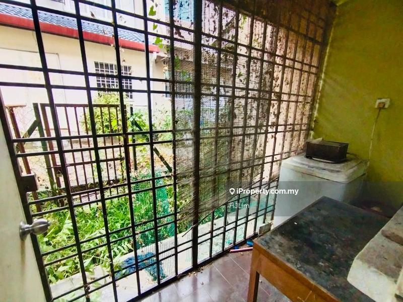 Rumah Berangkai 2 Tingkat untuk Dijual di Taman Prima Saujana, Kajang oleh HJLim - iProperty.com.my