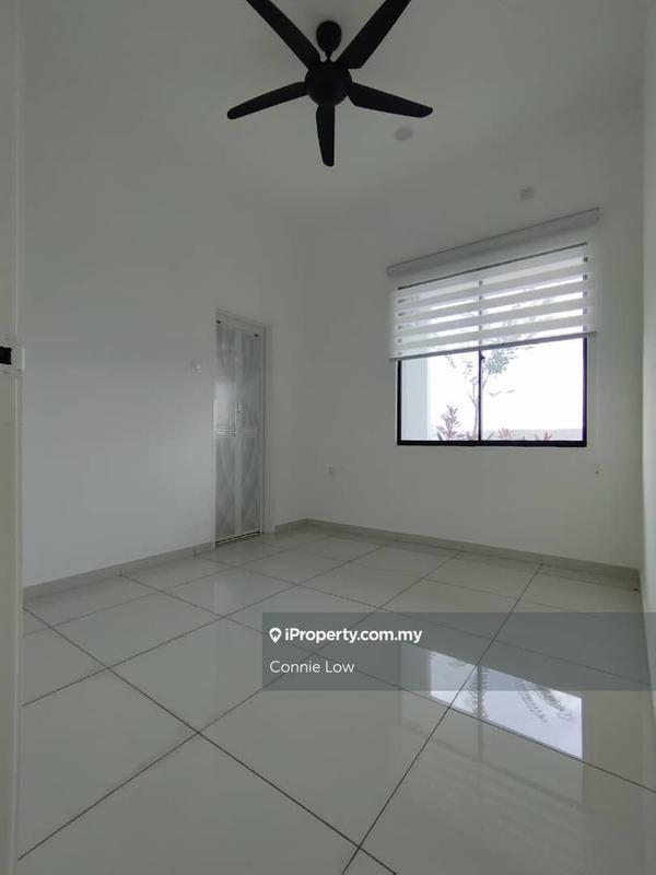 Semi-Detached House for Sale in Lahat Mont Crest waterfront city, Ipoh by Connie Low - iProperty.com.my