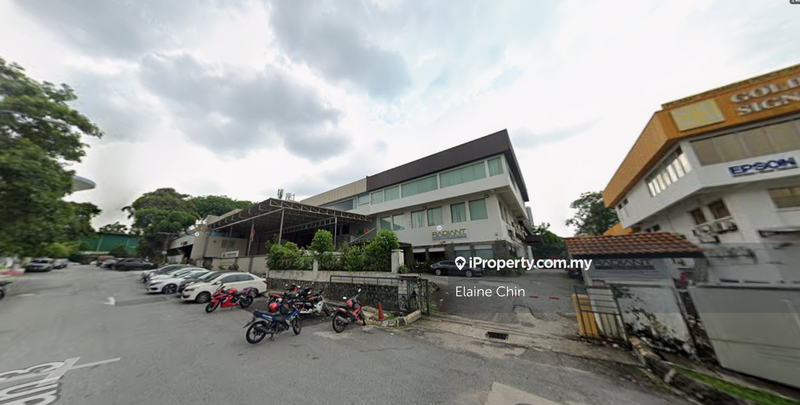 For Sale - Cheras Taman Shamelin Perkasa 3 Storey Semi D Factory for Sale