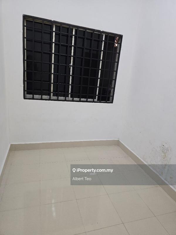 Rumah Berangkai 2 Tingkat untuk Dijual di Taman Bukit Flora 2, Batu Pahat oleh Albert Teo - iProperty.com.my