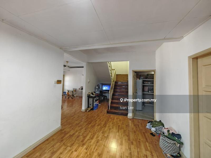 Rumah Berkembar untuk Dijual di Seksyen 19, Petaling Jaya oleh Ivan Lee - iProperty.com.my