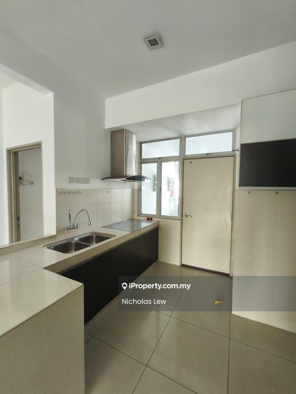 Condominium for Sale in Bayan Villa, Seri Kembangan by NK Lew - iProperty.com.my