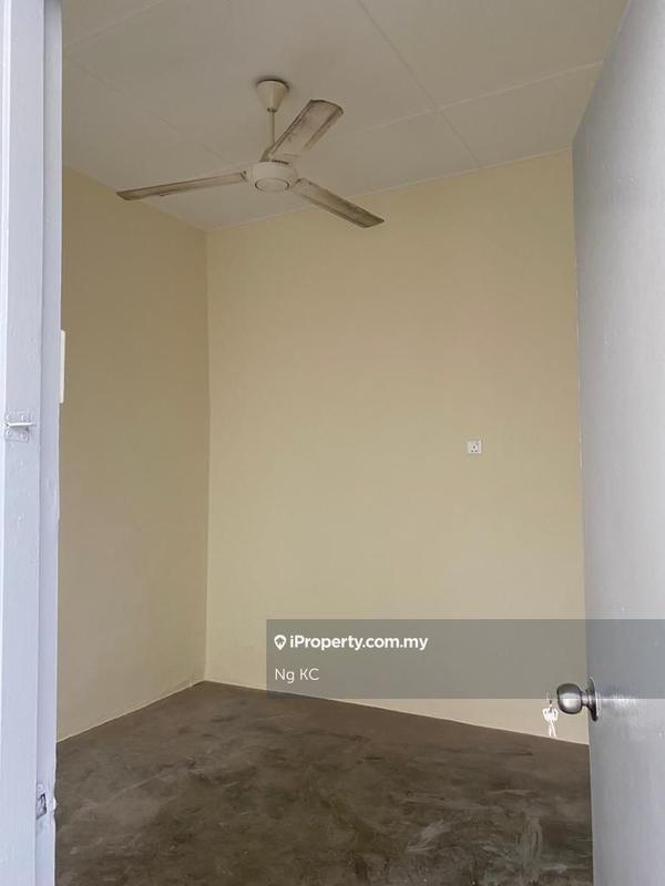 Shop for Sale in Taman AST, Seremban, Seremban by Ng KC - iProperty.com.my