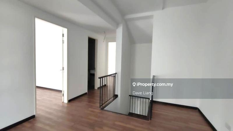 4-storey Terraced House for Sale in Taman Bukit Serdang, Seri Kembangan by Dave Liang - iProperty.com.my