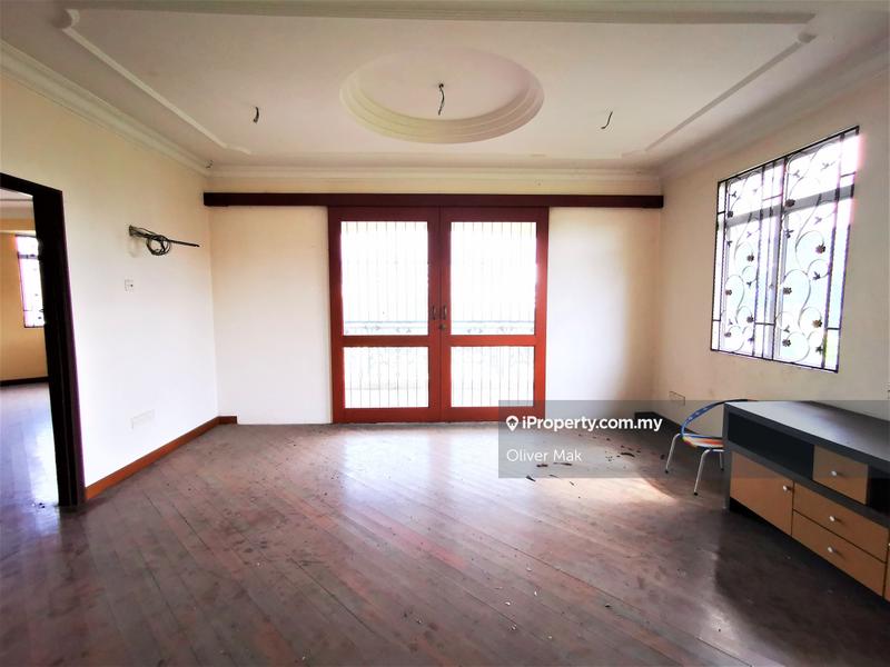 Bungalow House for Sale in Bukit Jalil Golf, Bukit Jalil by Oliver Mak - iProperty.com.my