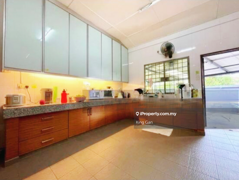 Bungalow House for Sale in Bukit Gasing, Petaling Jaya by King Gan - iProperty.com.my