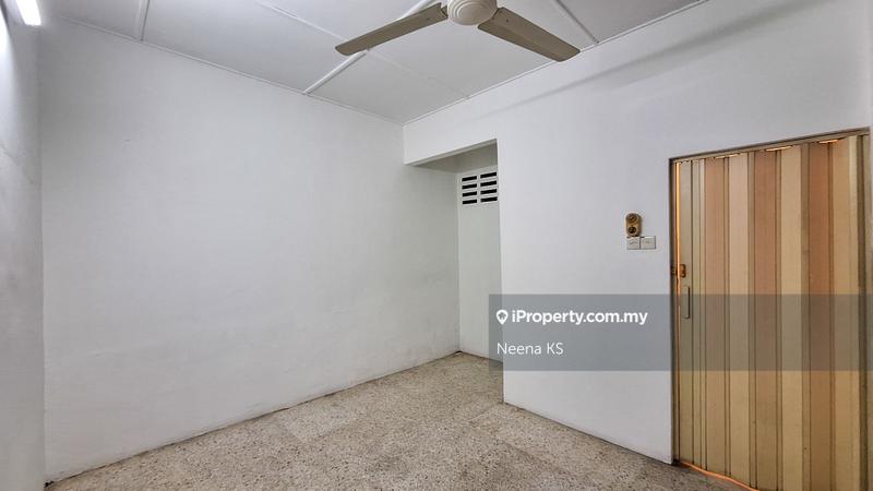 Rumah Teres 1-Tingkat untuk Dijual di Taman Lucky, Bangsar oleh Neena KS - iProperty.com.my