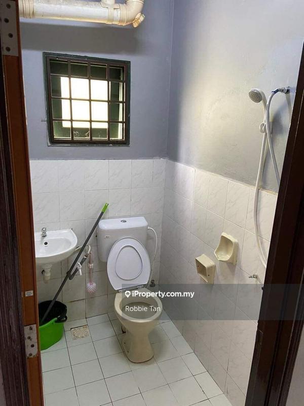 Apartment for Sale in Lily & Jasmine Apartment by Robbie Tan - iProperty.com.my