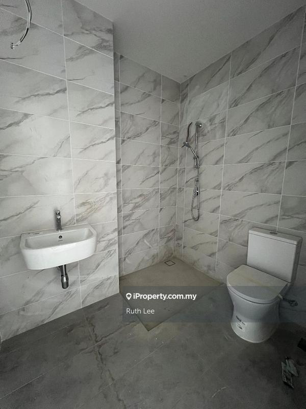 3-storey Terraced House for Sale in Batu Feringghi, Penang by Ruth Lee - iProperty.com.my