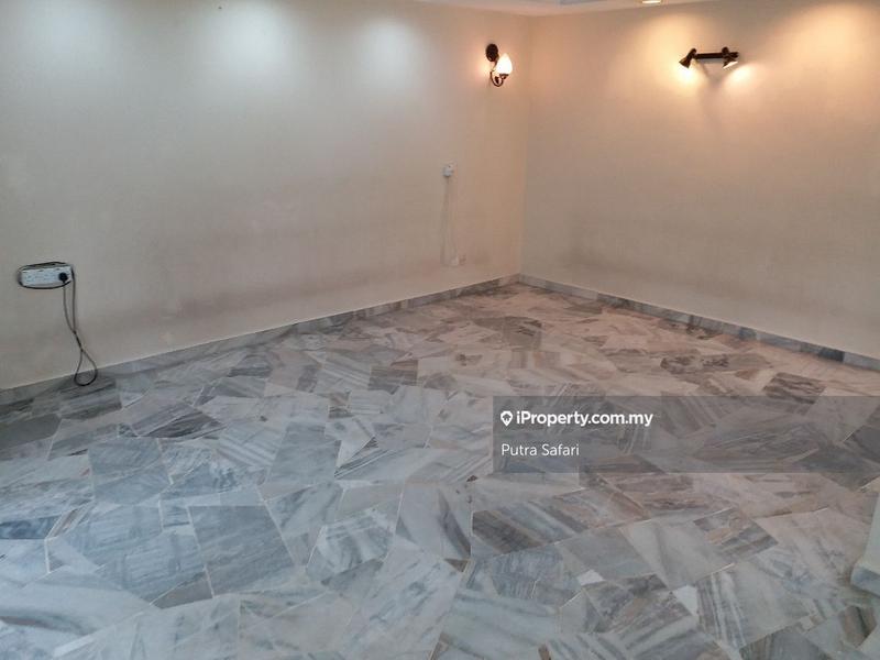 Rumah Berkembar untuk Dijual di Seksyen 9, Shah Alam oleh Putra Safari - iProperty.com.my