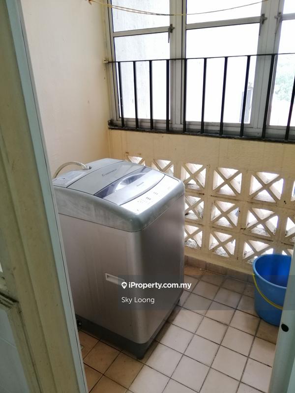 Kondominium untuk Dijual di Pantai Hillpark 5 oleh Sky Loong - iProperty.com.my