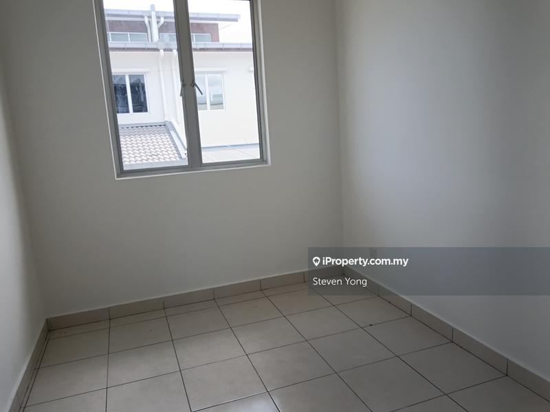 2-storey Terraced House for Sale in oihs2, Beranang by Steven Yong - iProperty.com.my