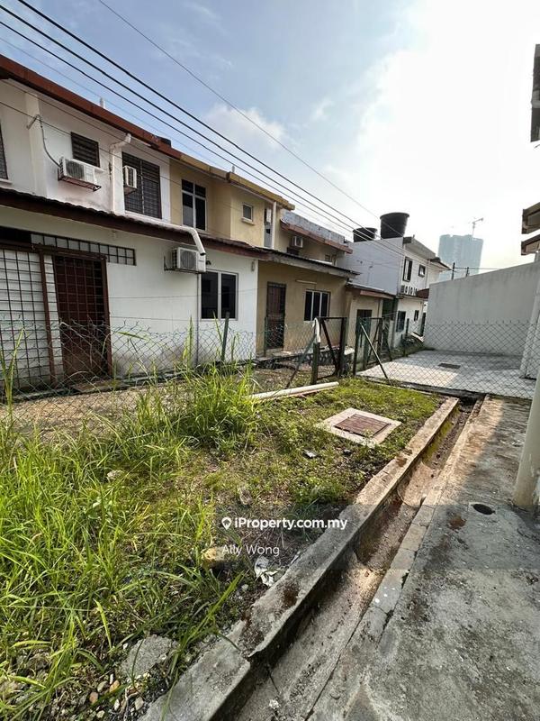 Rumah Teres 2-Tingkat untuk Dijual di Taman Puncak Jalil, Seri Kembangan oleh Ally Wong - iProperty.com.my