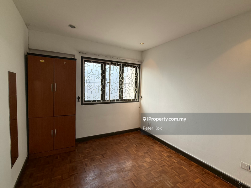 Rumah Berangkai 2 Tingkat untuk Dijual di SS2, Petaling Jaya oleh Peter Kok - iProperty.com.my