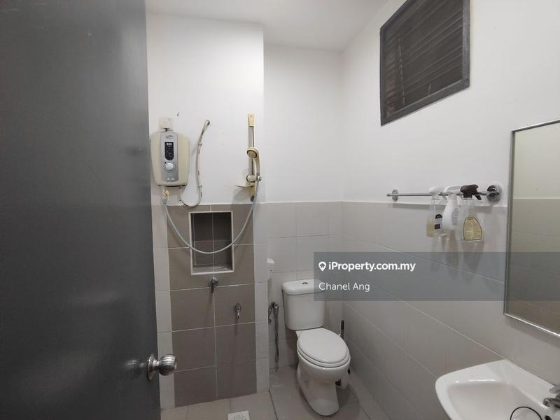 Rumah Berangkai 3 Tingkat untuk Dijual di Sri Gading, Johor oleh Chanel Ang - iProperty.com.my
