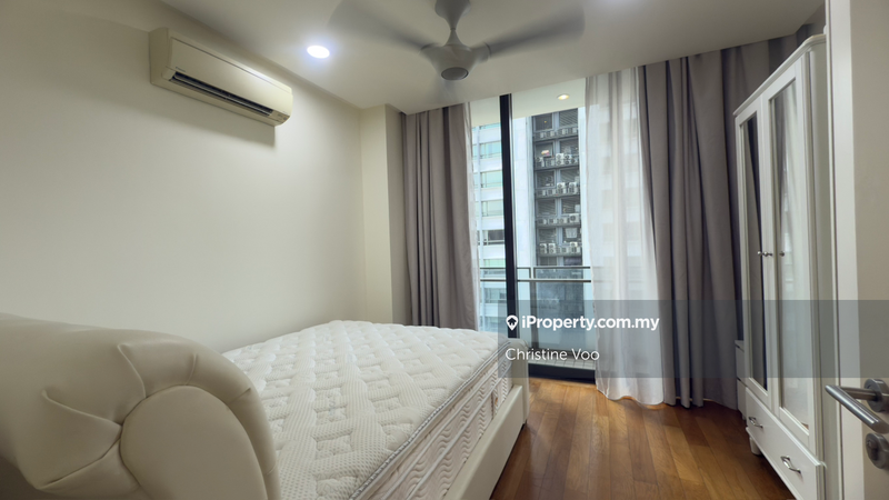 For Rent - 6 CapSquare