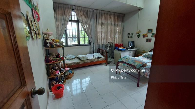 Rumah Berkembar untuk Dijual di Taman Overseas Union (Taman Oug), Jalan Klang Lama (Old Klang Road) oleh Philip Tsia - iProperty.com.my