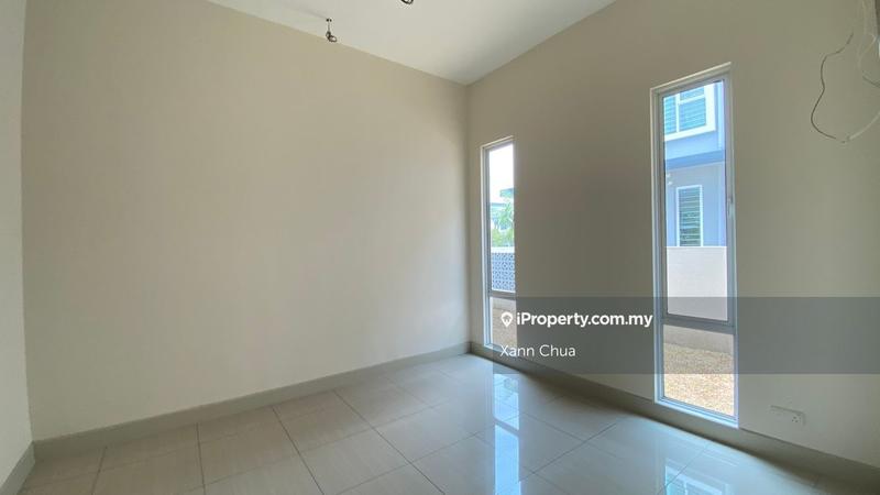 Banglo untuk Dijual di Taman Equine, Seri Kembangan oleh Xann Chua - iProperty.com.my