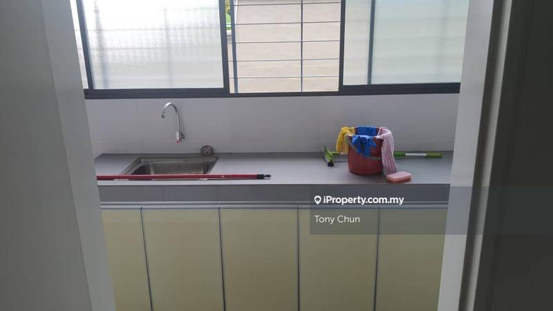 Rumah Berangkai 3 Tingkat untuk Dijual di Taman Seri Segar, Semenyih oleh Tony Chun - iProperty.com.my