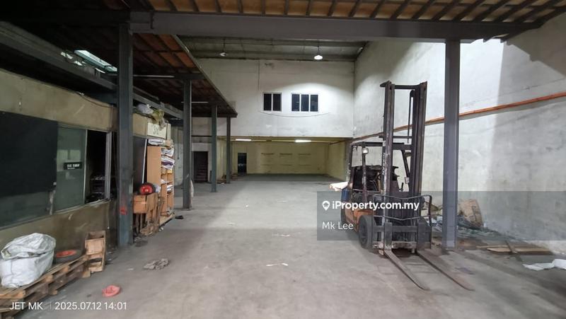 For Sale - Klang Utama 1.5 Storey Semi D Factory Warehouse, Near Kapar