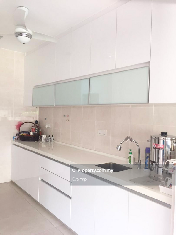 Rumah Teres 2-Tingkat untuk Dijual di Bandar Sungai Long, Selangor oleh Eva Yap - iProperty.com.my