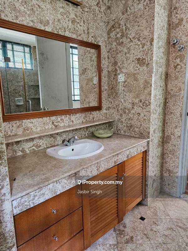 Semi-Detached House for Rent in Damansara Heights, Damansara Heights by Jasbir Singh - iProperty.com.my