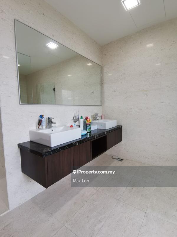 Condominium for Sale in Straits View 18 by Max Loh - iProperty.com.my