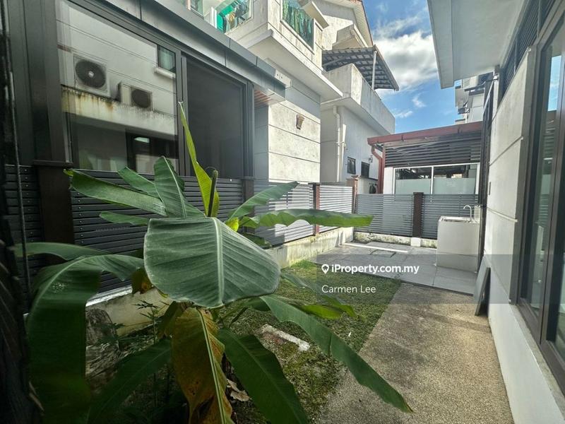 Semi-Detached House for Sale in Usj 17, Subang Jaya by Carmen Lee - iProperty.com.my