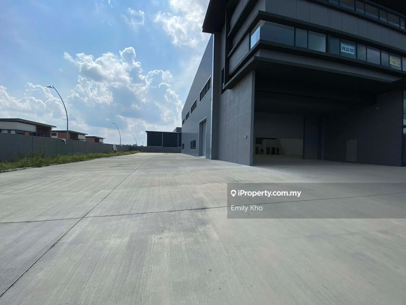Semi-D Kilang untuk Disewa di Eco Business Park V, Puncak Alam oleh Emily Kho - iProperty.com.my