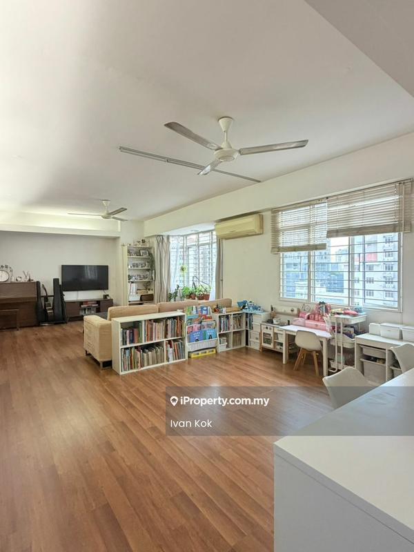 Condominium for Sale in Kelana Puteri by Ivan Kok - Living Room - iProperty.com.my