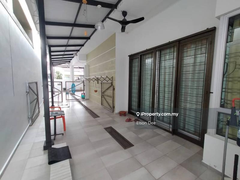 Banglo untuk Dijual di 6era0, Kepala Batas oleh Elson Dee - iProperty.com.my