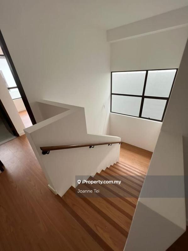 Rumah Teres 3-Tingkat untuk Dijual di Cyberjaya, Selangor oleh Joanne Tei - iProperty.com.my