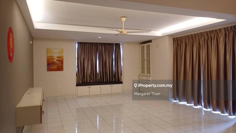 For Rent - Prima 16 (Prima Sixteen)