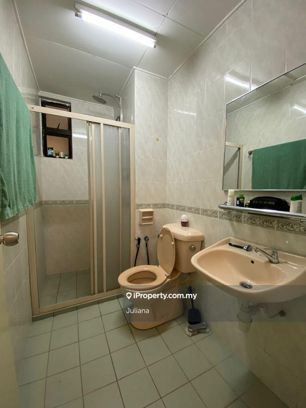 Condominium for Sale in Sunway Sutera Condominium by Juliana - iProperty.com.my