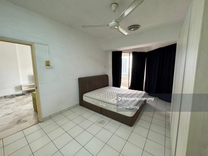 For Rent - Desa Gembira